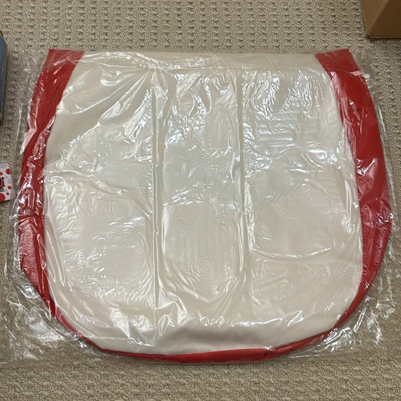 Winnie the Pooh tote bag + minnie mouse tsum tsum keychain - Picture 3 of 4